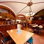 Hoepfner Burghof 3* Karlsruhe