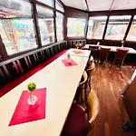 Hoepfner Burghof Hotel