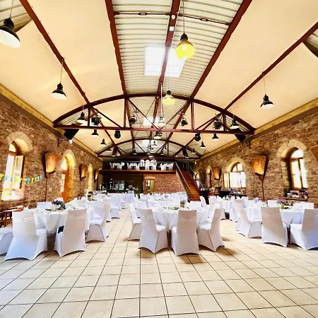 Hotel Hoepfner Burghof