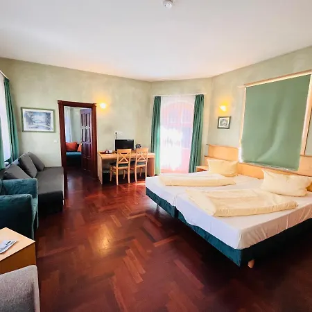 Hoepfner Burghof Hotel 3*