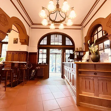 Hotel Hoepfner Burghof 3*