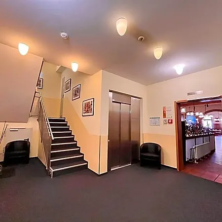 Hotel Hoepfner Burghof 3*