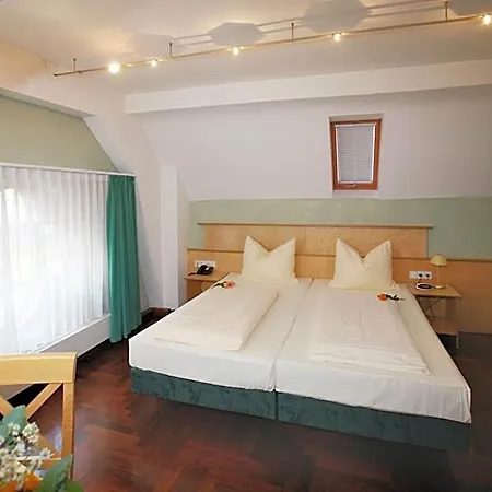 Hoepfner Burghof Hotel 3*