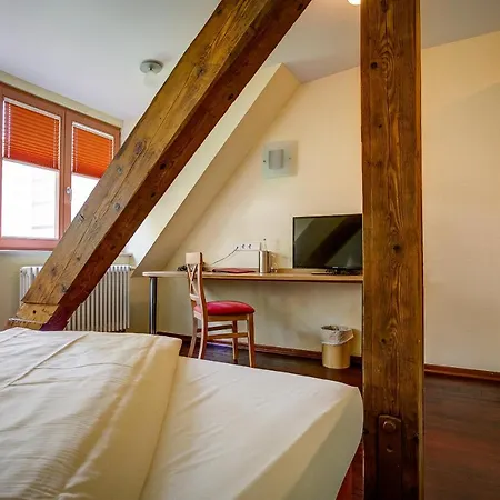 Hoepfner Burghof Hotell