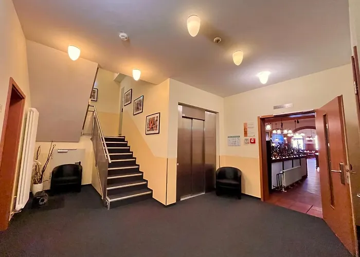 Hoepfner Burghof فندق كارلسروه