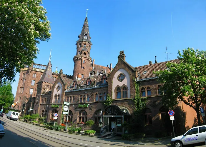 Hoepfner Burghof فندق 3*